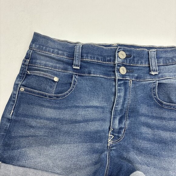 Wallflower Womens Size 9 Sassy High Rise Denim Jean Shorts Cuffed Blue Casual - Picture 2 of 5